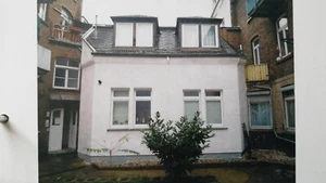 VB: charmantes Häuschen (52 m²), zentral in Wiesbaden, ruhig im Innenhof - KA - Bild 1 von 2