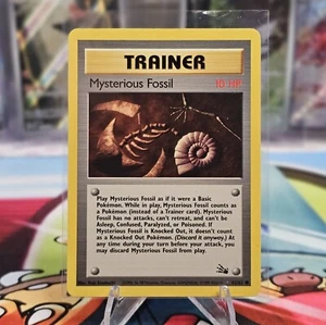 Mysterious Fossil 62/62 Pokemon Fossil Unlimited Vintage 1999 WOTC LP - Picture 1 of 2