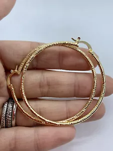 Orecchini a cerchio riempiti ORO, Pantallas de Bano de Oro - Foto 1 di 6