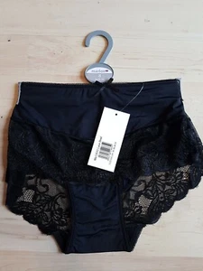 Ladies New Black Midi Briefs With Lace front and back Size 8 - Picture 1 of 6