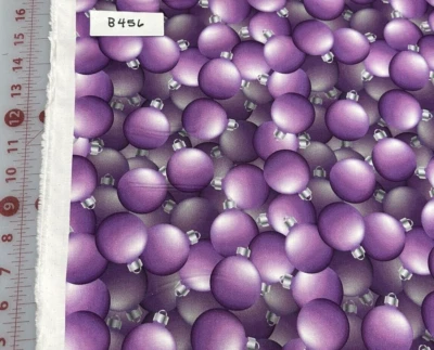 Adornos de Navidad morados de tela de edredón de algodón Mook por media yarda Foto 1 de 2