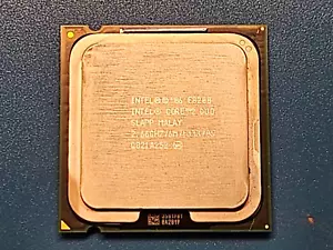 Intel Core 2 Duo 2.66GHZ Socket 775 E8200 Desktop CPU Computer Processor SLAPP - Picture 1 of 2