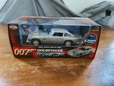Aston Martin DB5 007 Goldifinger James Bond ERTL 1/18 Joyride new nuovo - Immagine 1 di 4