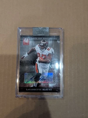 2012 Elite  LeGarrette Blount Pro Athletes Direct Auto Buccaneers !!! - Image 1 of 2