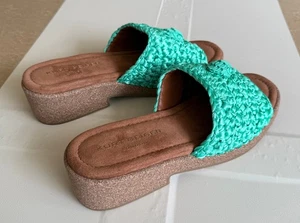 KURT GEIGER LONDON WOMEN'S SANDALS. SIZE: EUR.40.5 (US:9.5) GREEN CROCHET SLIDES - Picture 1 of 10