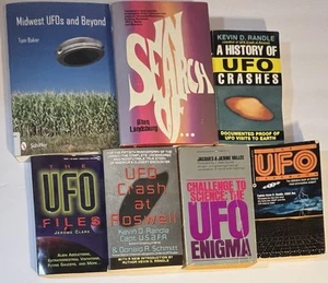 Lot 6 Vintage UFO Books Crash At Roswell Files Enigma Midwest History Crashes - Foto 1 di 18