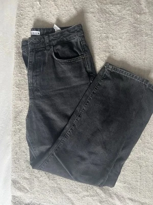 Zara Faded Black Mom Jeans 12 - Image 1 of 3