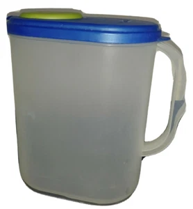 Sterilite Ultra-Seal BPA Free 1-Gallon Drink Pitcher with Blue Lid Grip Handle - Picture 1 of 5