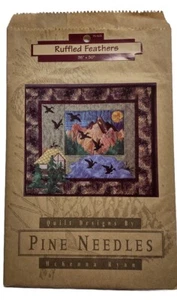 Rüschen Federn Quilt Muster Kiefernnadeln PN503 McKenna Ryan 35" x 30" - Bild 1 von 3