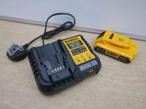 DeWalt DCB1104 12v 18v 54v xr LI-ION Battery Charger 240v + DCB183 2 ah battery - Picture 1 of 4