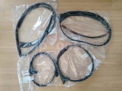 Juego de 4 piezas de impermeabilización de puerta delantera trasera superior OEM genuino Lexus Toyota LS430 01-06 Foto 1 de 4