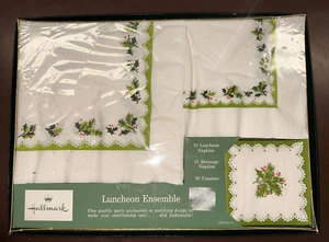 Hallmark Luncheon Ensemble Vtg Holly & Berries Christmas Napkins & Coasters - Picture 1 of 4