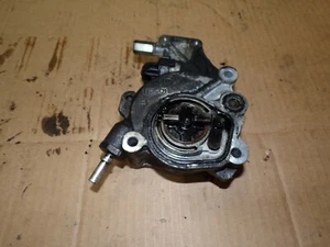 FREELANDER 2 ,dohc 2.2 dw12 diesel engine td4 brake vac pump LR001213 LR037627 - Picture 1 of 3