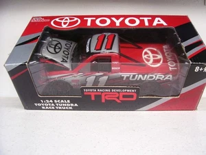Camión artesanal Darrell Waltrip Toyota Tundra Trd 2004 1/24 #11 raro - Imagen 1 de 5