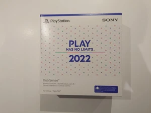 Sony PlayStation 5 DualSense Employee 2022 Exclusive - Play Has No Limits Rare - Picture 1 of 7