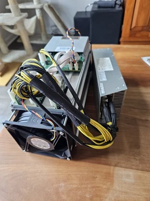 Bitmain Antminer S9 13.5T SHA256 1280W Asic Miner BTC BCC APW3++ 120v/240v - Image 1 of 4