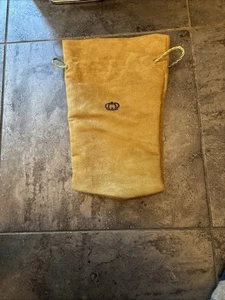 Crown Royal Botella de Whisky Marrón Gamuza Sensación Cordón Bolso Bolsa - Imagen 1 de 4