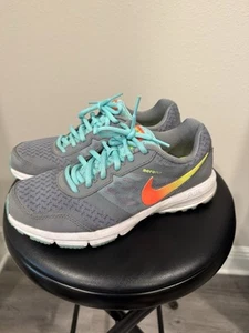 Nike Air Relentless 4 grau Laufschuhe Turnschuhe Damengröße 7 sportlich - Bild 1 von 7