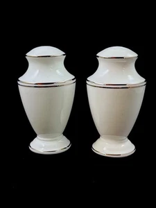 Lenox Federal Platinum Salt & Pepper Shakers - Picture 1 of 4