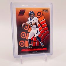 Russell Wilson parallel - 2022 Panini Zenith Red Zone #77