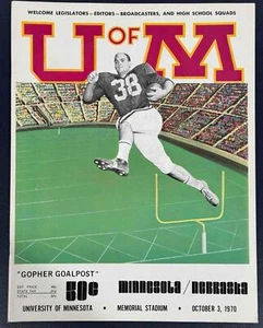 1970 MINNESOTA GOPHERS VS NEBRASKA CORNHUSKERS FOOTBALL PROGRAM 10-3-70 - Picture 1 of 3
