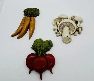 Vintage Homco Veggie Plaques. Set Of 3 - Picture 1 of 3