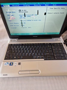 Toshiba Satellite L500-1XL Laptop 15,6" Intel Celeron 900 2.2GHz 3gb Ram For Par - Picture 1 of 20