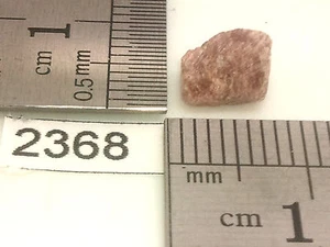 Rubis brut de Mozambie 0,41g corindon opaque non traité mineraux lithotherapie - Picture 1 of 2