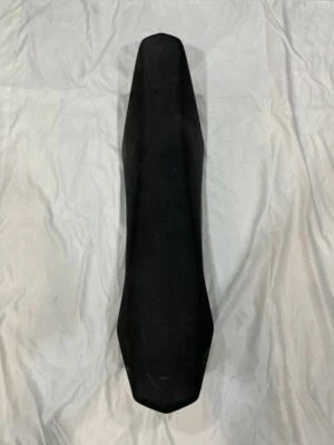 Bandeja de asiento rota - Asiento OEM KTM 690 Enduro R Foto 1 de 4