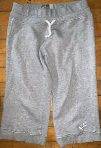 Girls Nike Gray Bermuda Shorts Size M 10/12