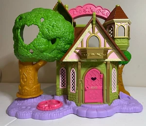 FISHER PRICE Precious Places Toy Woodland Palace 2009 - Picture 1 of 9
