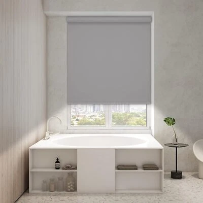 Persianas enrollables solares inalámbricas 100 % Blackout para ventanas - Cuatro colores Foto 1 de 4