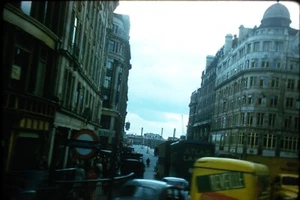 Vintage 1958 35mm Dia - London, England UK City Street - Kodachrome - Bild 1 von 1