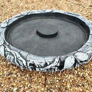 Large Round Log With Leaves Ground Bird Bath or Replacement Top Black and White - Picture 1 of 3