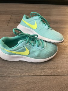 womens tanjun trainers