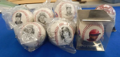 Lote de 7 pelotas de béisbol vintage de los Philadelphia Phillies con soporte Foto 1 de 4