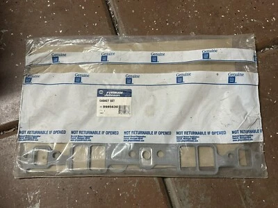 NOS Evinrude Johnson Manifold Gasket Set OEM Boat Part 0985630 - Image 1 of 3