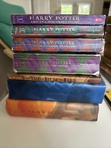 Harry Potter Serie Bücher 1-4 PB und 5 und 7 HC und die Geschichten von Beedle - Bild 1 von 1