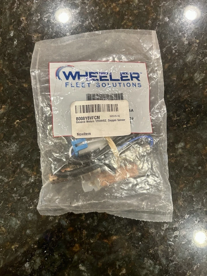 Genuine GM Heated Oxygen Sensor 12594452 - Image 1 of 4