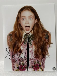 Sadie Sink (Actress) Signed Autographed 8x10 photo - AUTO w/COA - Picture 1 of 2