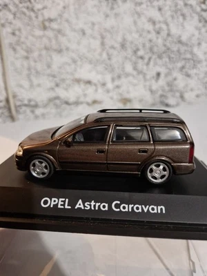 1/43 Schuco Opel Astra Caravan - Photo 1/4