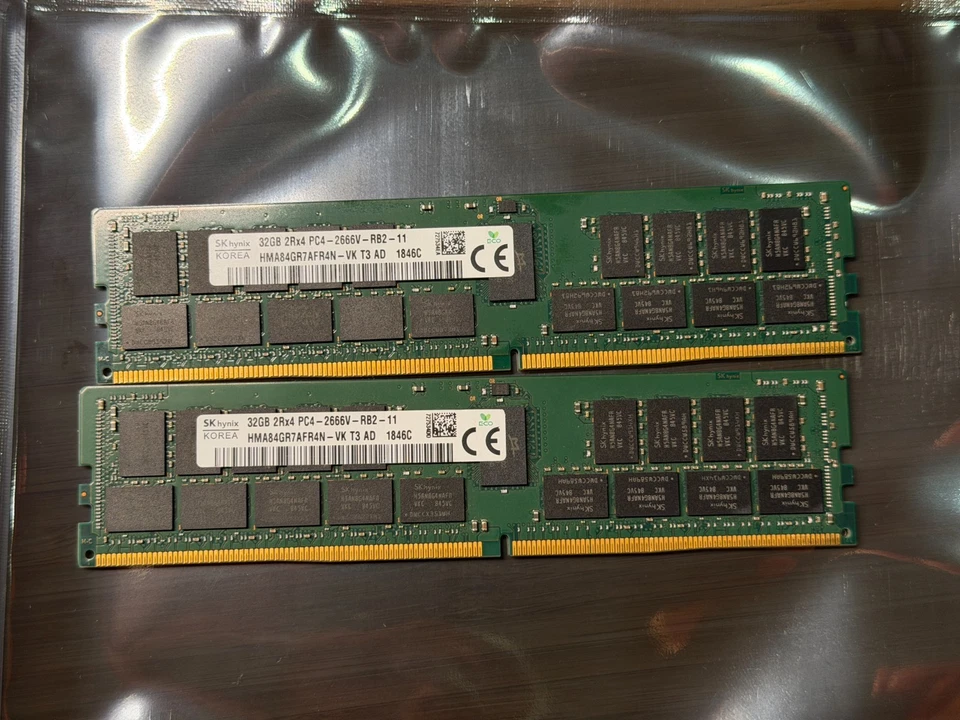 SK HYNIX 32GB PC4-2666V ECC REG 2Rx4 RDIMM HMA84GR7AFR4N-VK (Cantidad 2)   Foto 1 de 1