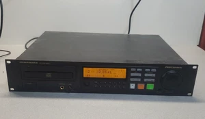 Reproductor de CD profesional Marantz PDM331 montaje en rack - Imagen 1 de 4