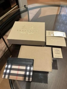 Burberry Nova Check Beige Card Holder GREAT CONDITION RARE - Picture 1 of 2