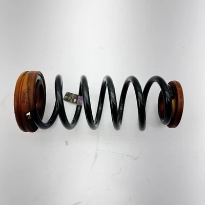 Cadillac XTS 2013-2019 muelle helicoidal trasero izquierdo 3,6 AWD 71 k millas 84221309 fabricante de equipos originales Foto 1 de 4