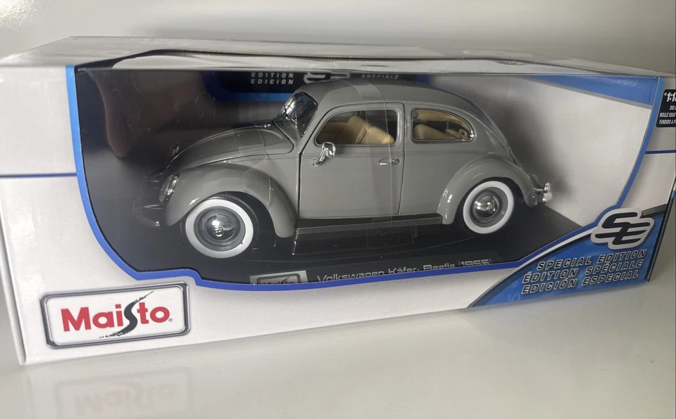 Volkswagen Beetle Käfer 1955 1:18 Maisto coche modelo fundido a presión plateado edición especial Foto 1 de 4