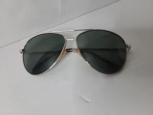 vintage~Men's Aviator sunglasses~gold Color Trim~FREE SHIPPING - Picture 1 of 7