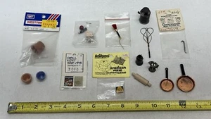 Konvolut Puppenhaus Miniaturen Zubehör Crayola Coca Cola Kreuzworträtsel Puzzle - Bild 1 von 16