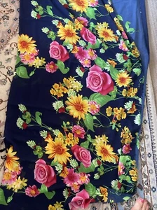2mt Vintage Sewing Fabric Floral Pattern On Navy Back Chiffon 60” Wide - Picture 1 of 4