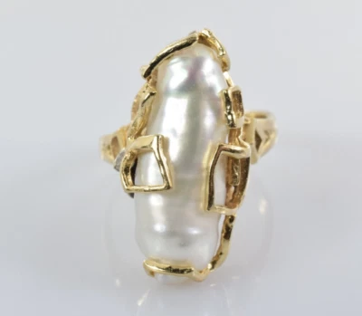 Anillo brutalista vintage barroco de perlas y diamantes en oro amarillo de 14 k talla 6,25 Foto 1 de 4